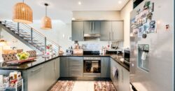 4 Bedroom Townhouse For Sale in Stonehurst Mountain Estate