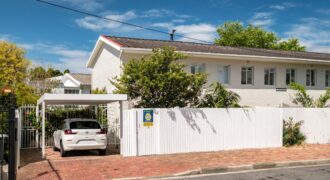 2 Bedroom Duplex To Let in Wynberg Upper