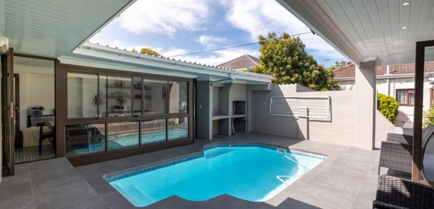3 Bedroom House For Sale in Wynberg Upper
