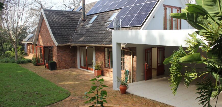 3 Bedroom House To Let in Constantia