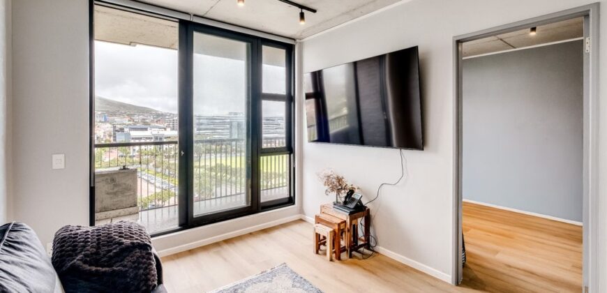 2 Bedroom Apartment For Sale in Observatory