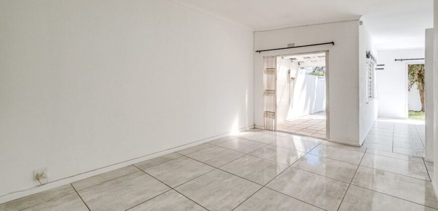 3 Bedroom House To Let in Claremont Village